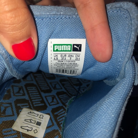 Suede Classic Puma Sneakers - Picture 4 of 4